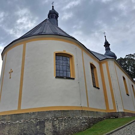 Ubytovani U Kostela Usti nad Labem Luaran gambar