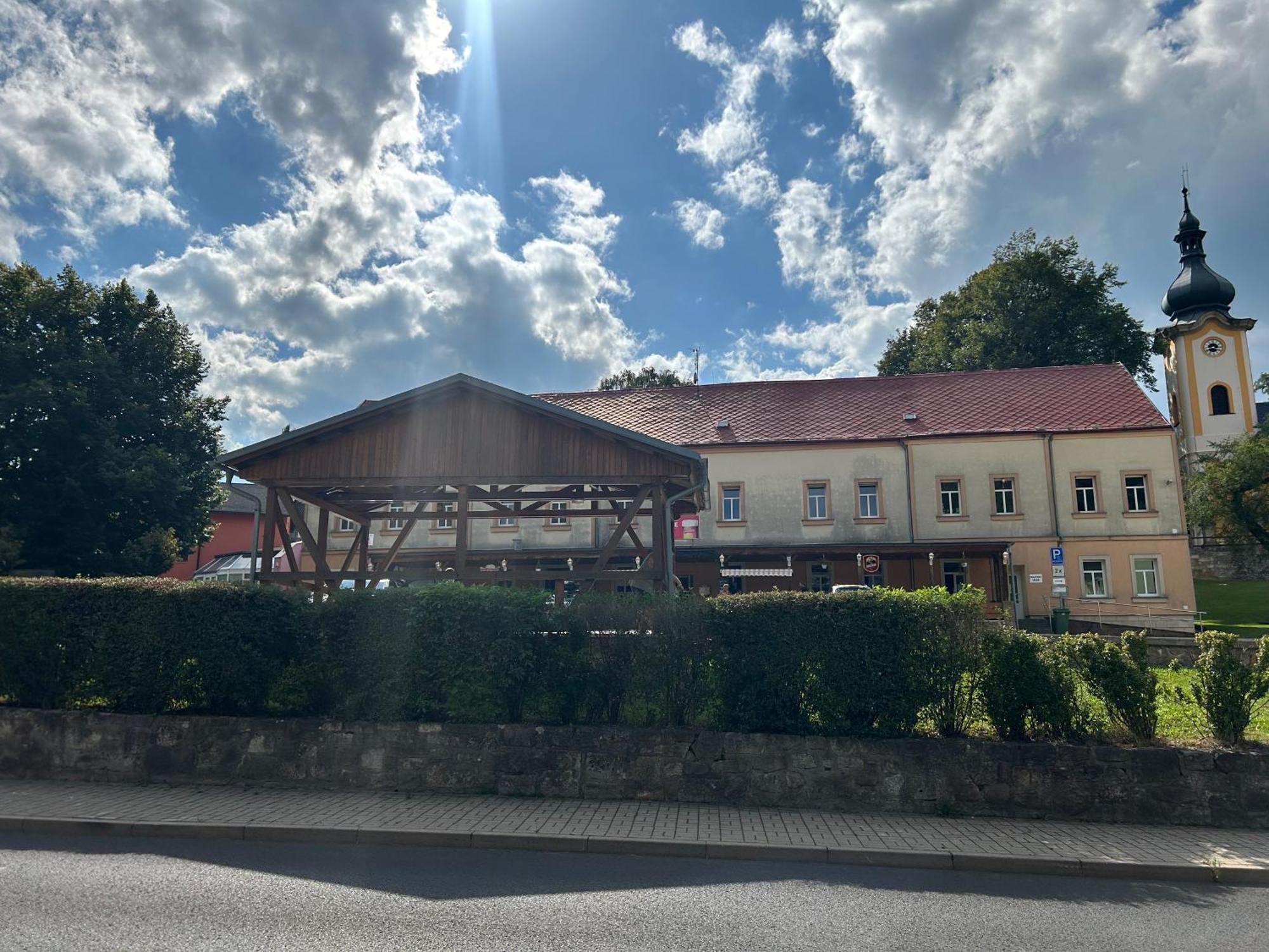 Ubytovani U Kostela Usti nad Labem Luaran gambar